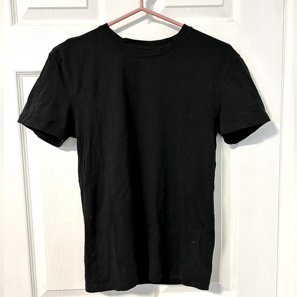 ZARA | Slim Fit Black T-Shirt - Picture 1 of 2